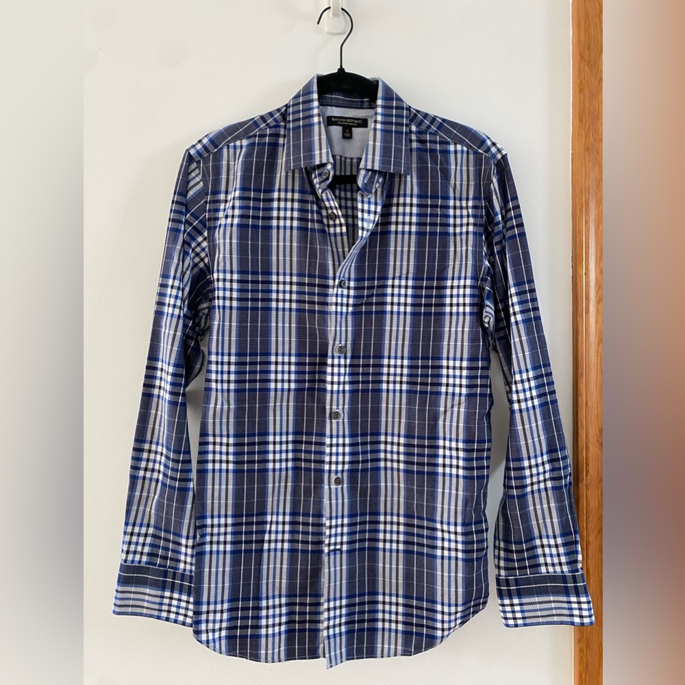 Banana Republic Men’s Slim Fit Blue Plaid Button Down Non-Iron Shirt